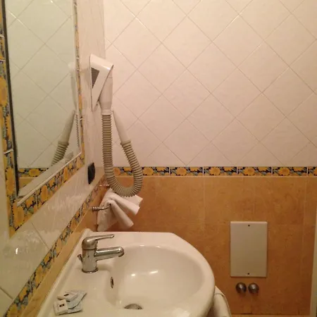 Otel Ristorante Amitrano 3*